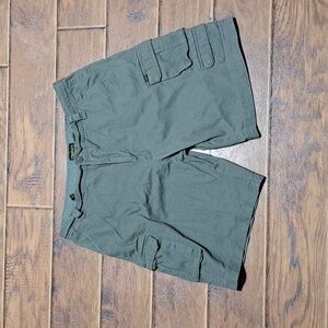Mens Stanley Cargo Shorts army green sz 38 waist